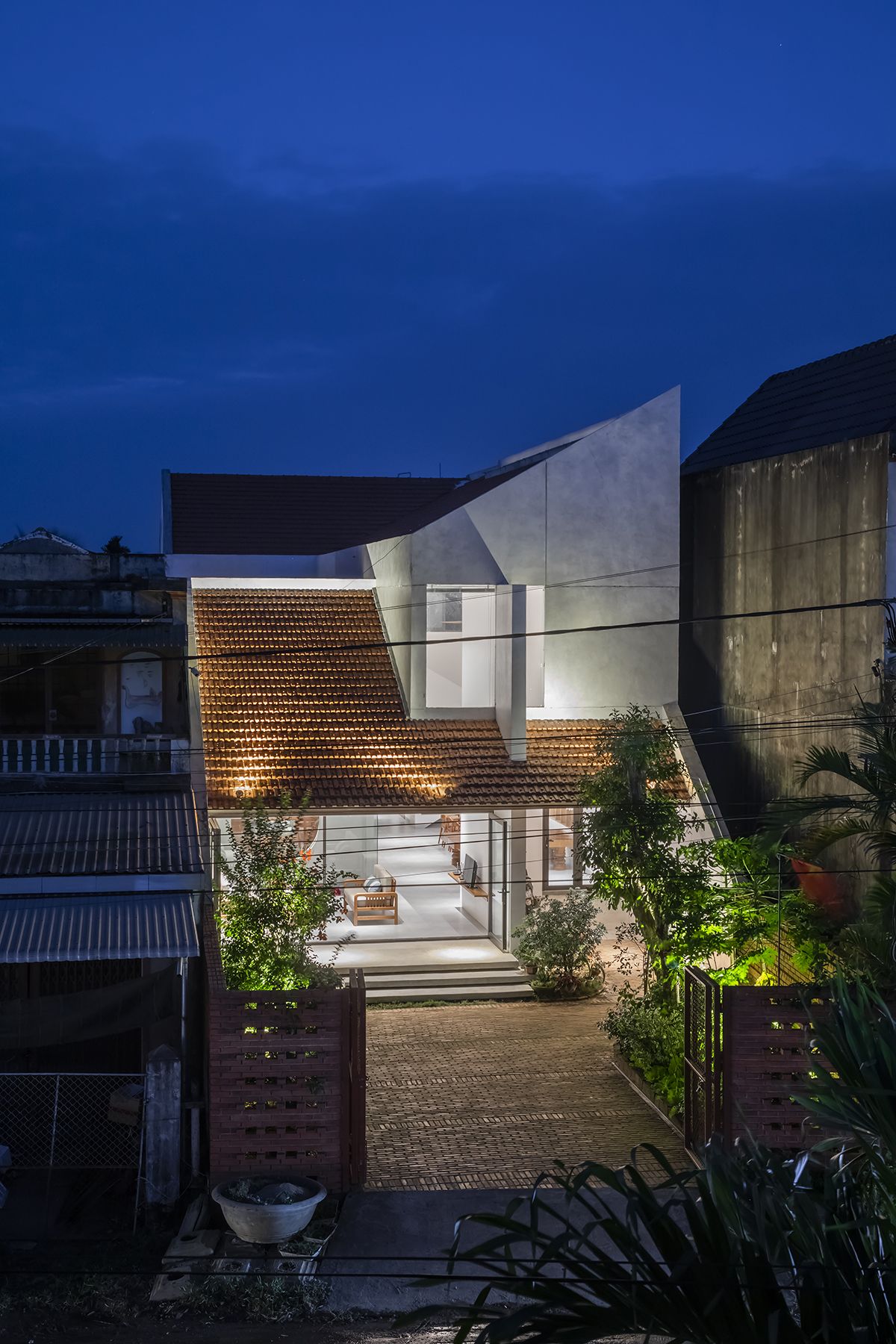 现代与传统交融的越南 Quảng Ngãi House-55