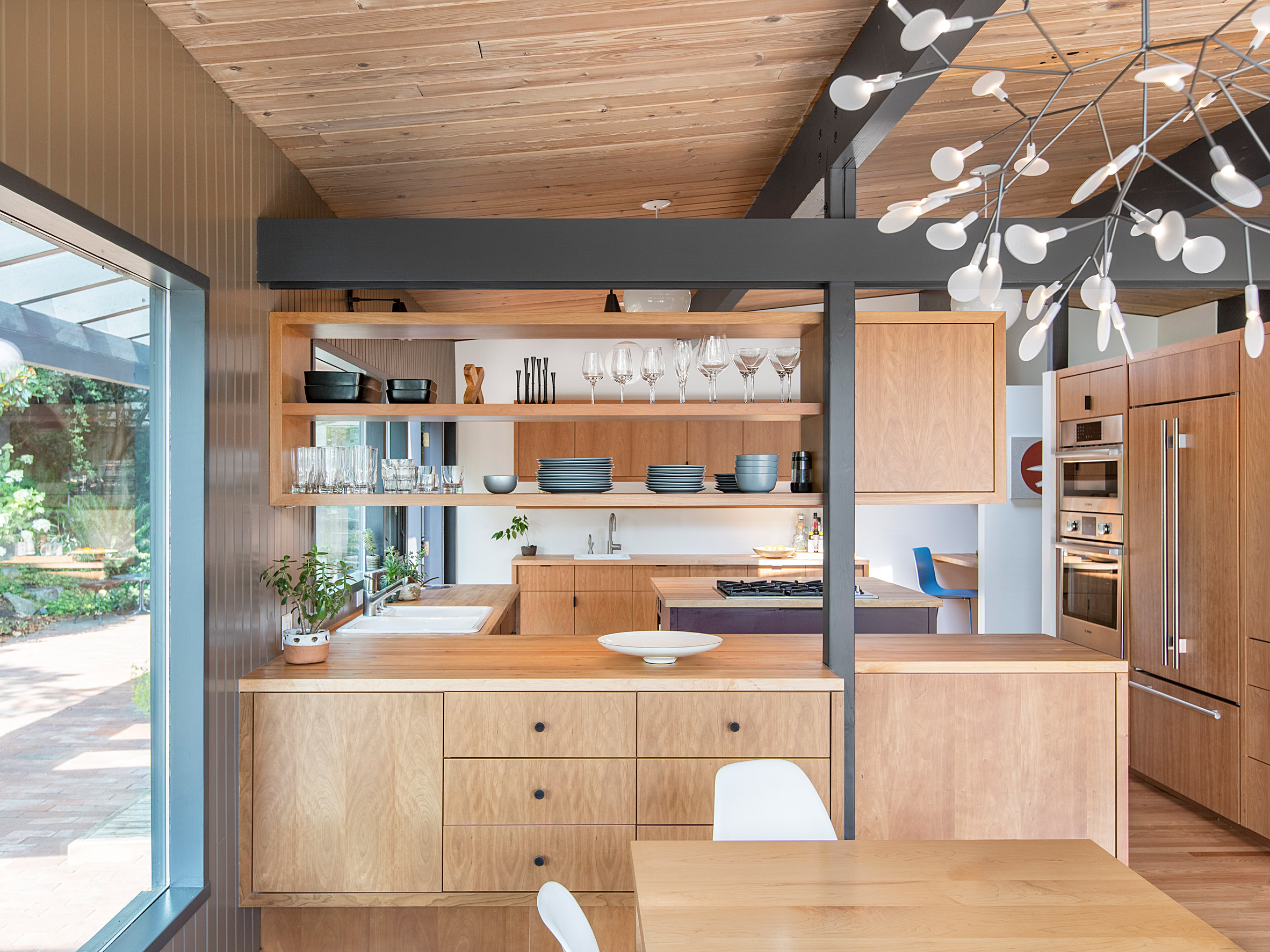 Mid-century home in Seattle undergoes sensitive restoration by SHED-4
