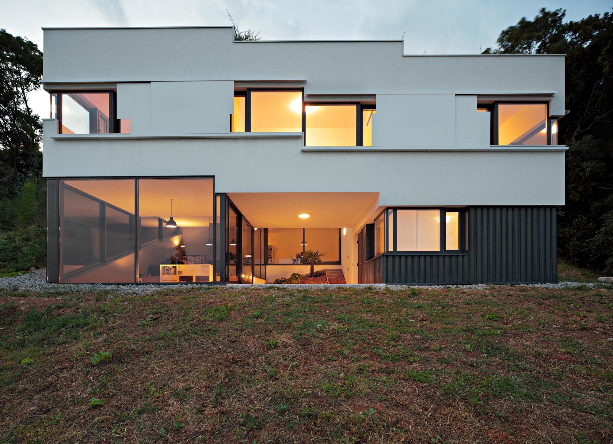 克罗地亚别墅 | 螺旋上升的家庭生活空间-12