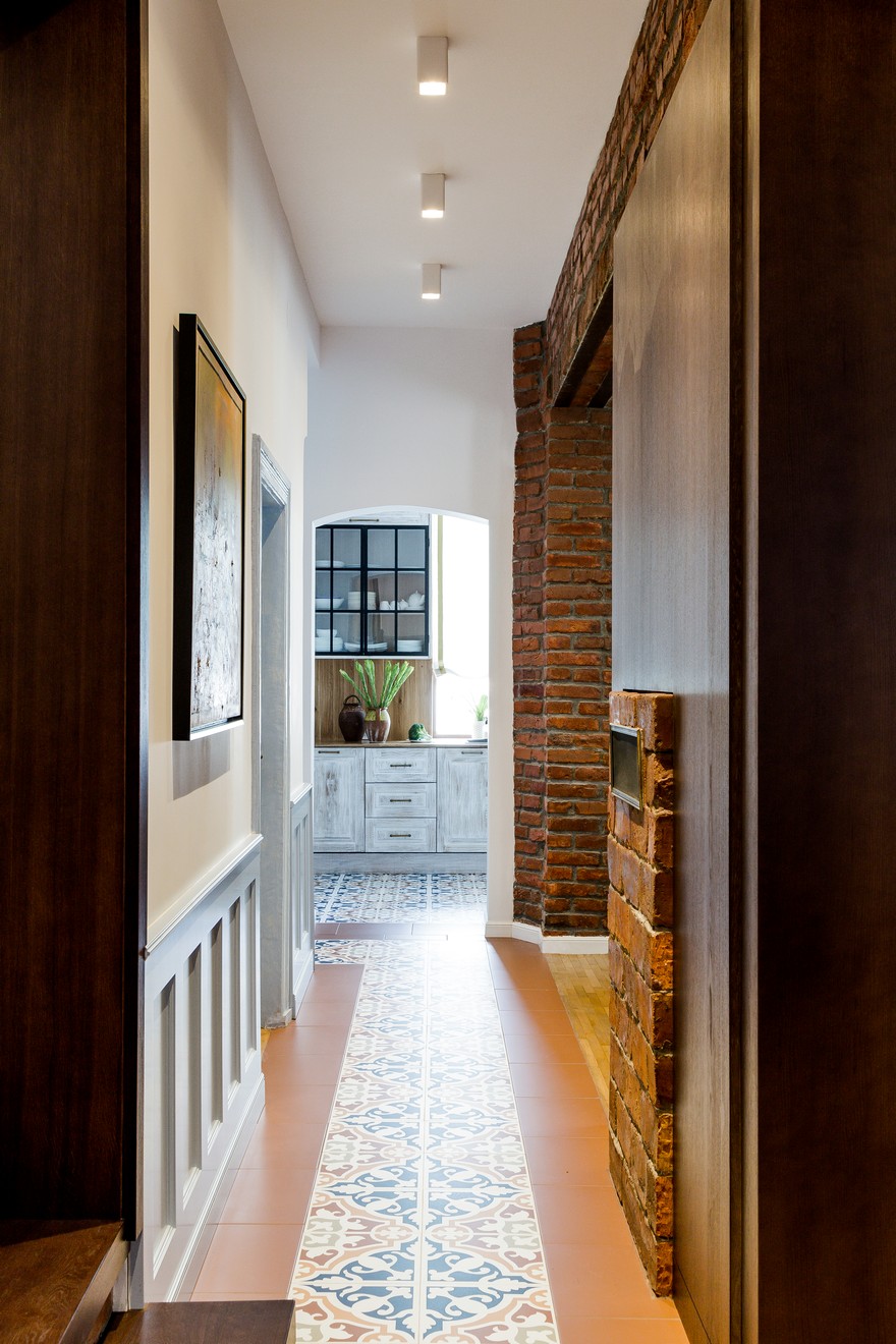 布加勒斯特英式乡村别墅 | 砖墙与橙色调的优雅结合-26