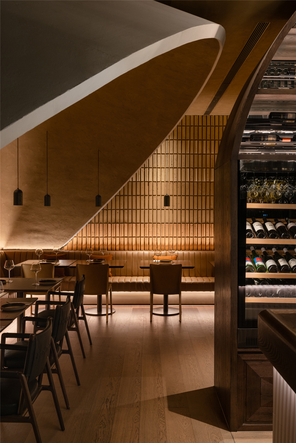 深圳 B3 餐酒吧丨中国深圳丨RooMoo-2