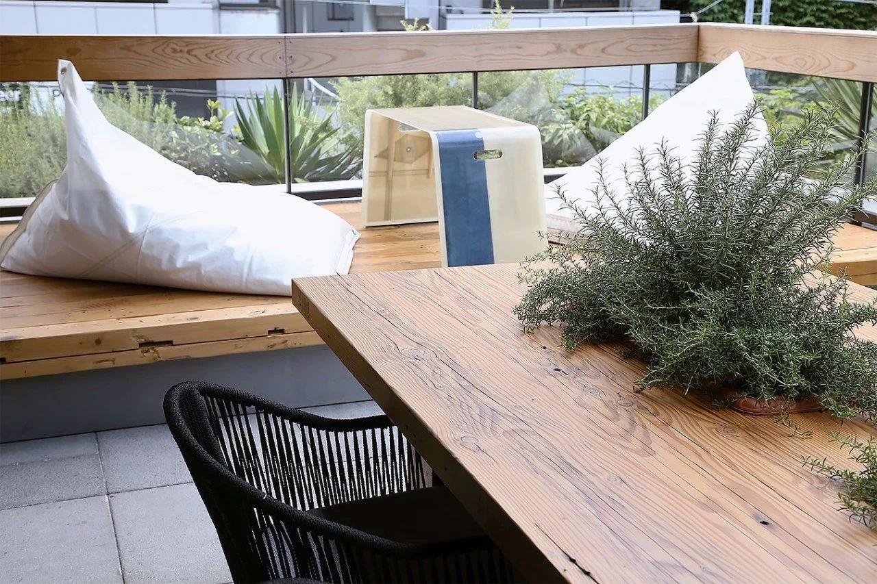 这个LOFT酒店装潢简单 / 住一晚却要6000块-76