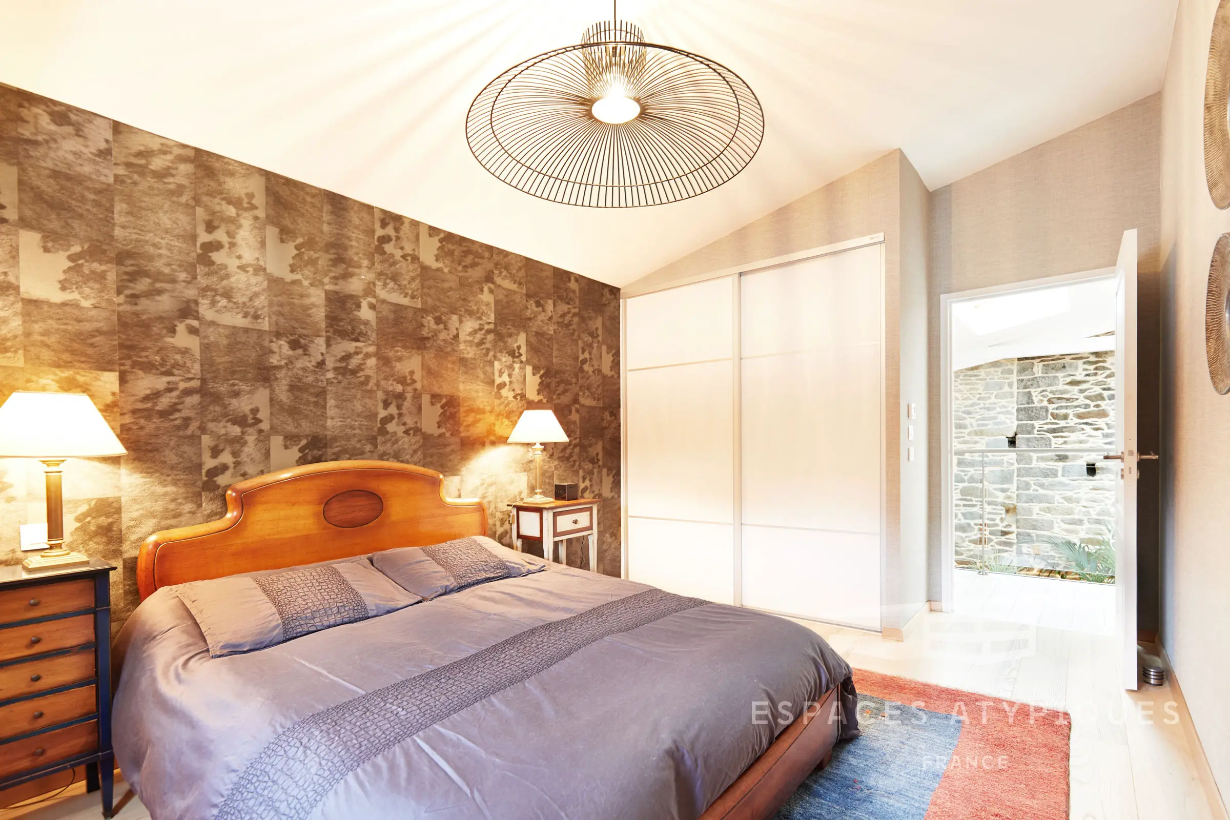 战前石墙见证的现代工业风 | 法国布雷斯特的独特阁楼-12