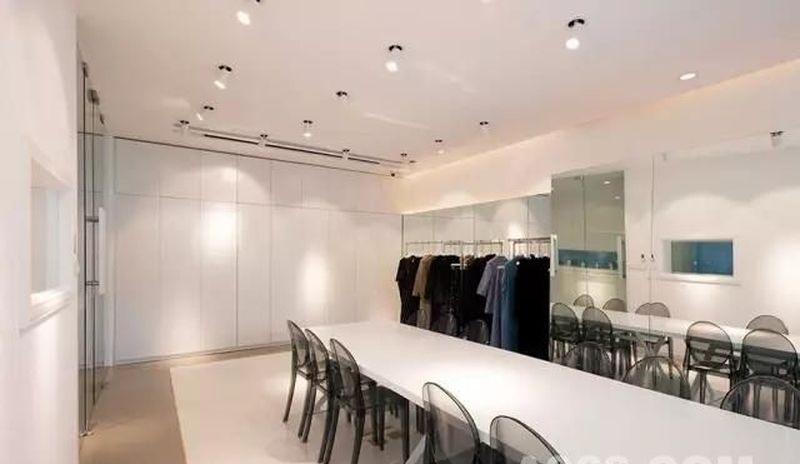 聚滢华彩国际服装办公空间-11