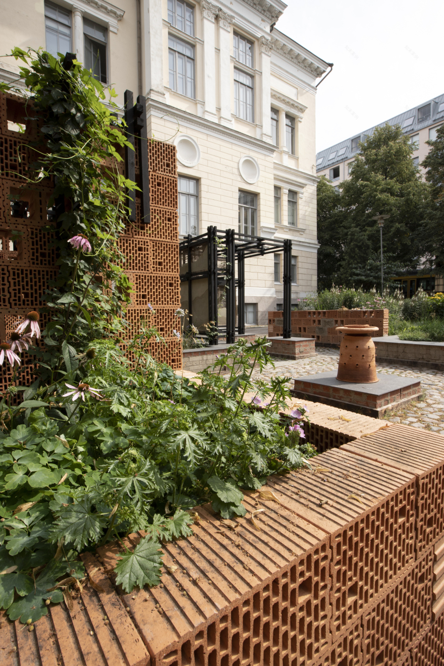 奥卢斯塔亭丨芬兰赫尔辛基丨Elina Koivisto,Maiju Suomi-8