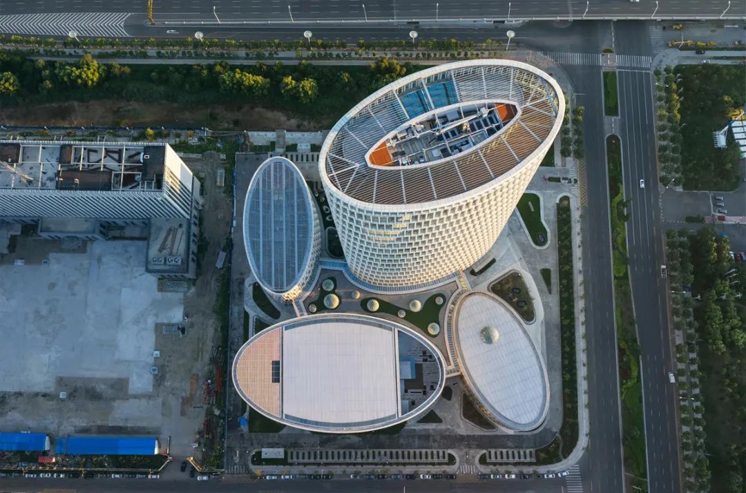 哈尔滨银行总部丨中国哈尔滨丨KPF-7