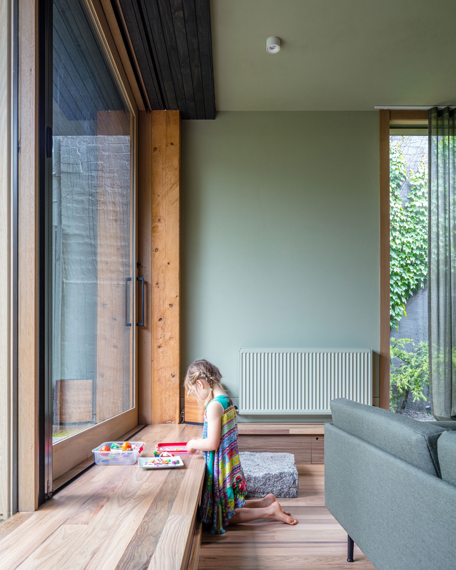 自然的温暖 · 埃尔伍德住宅丨澳大利亚丨B.E Architecture-7