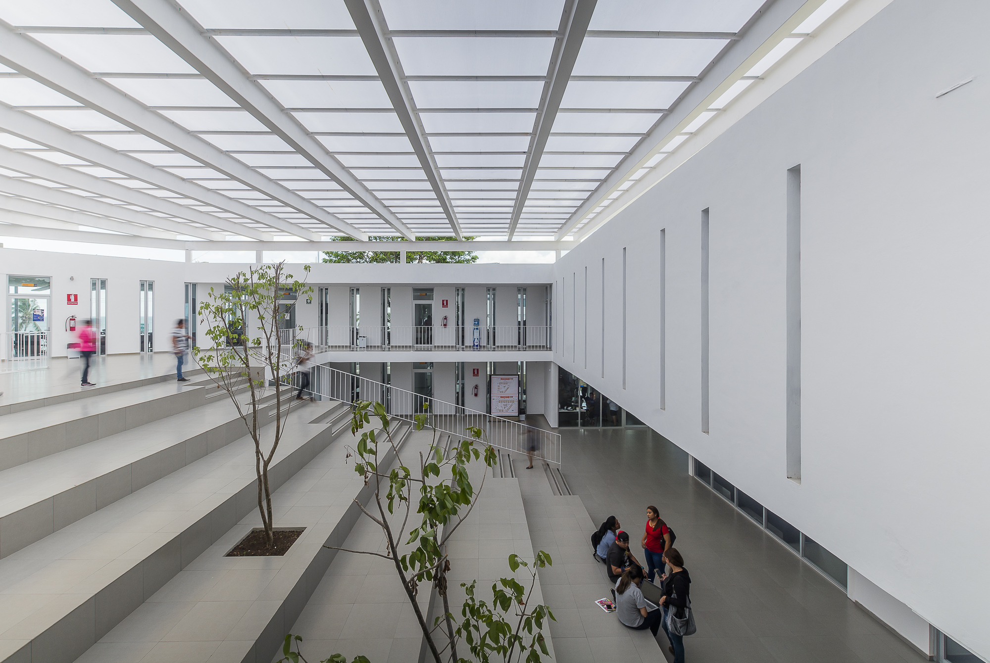 Interamerican University 校园建筑设计-14