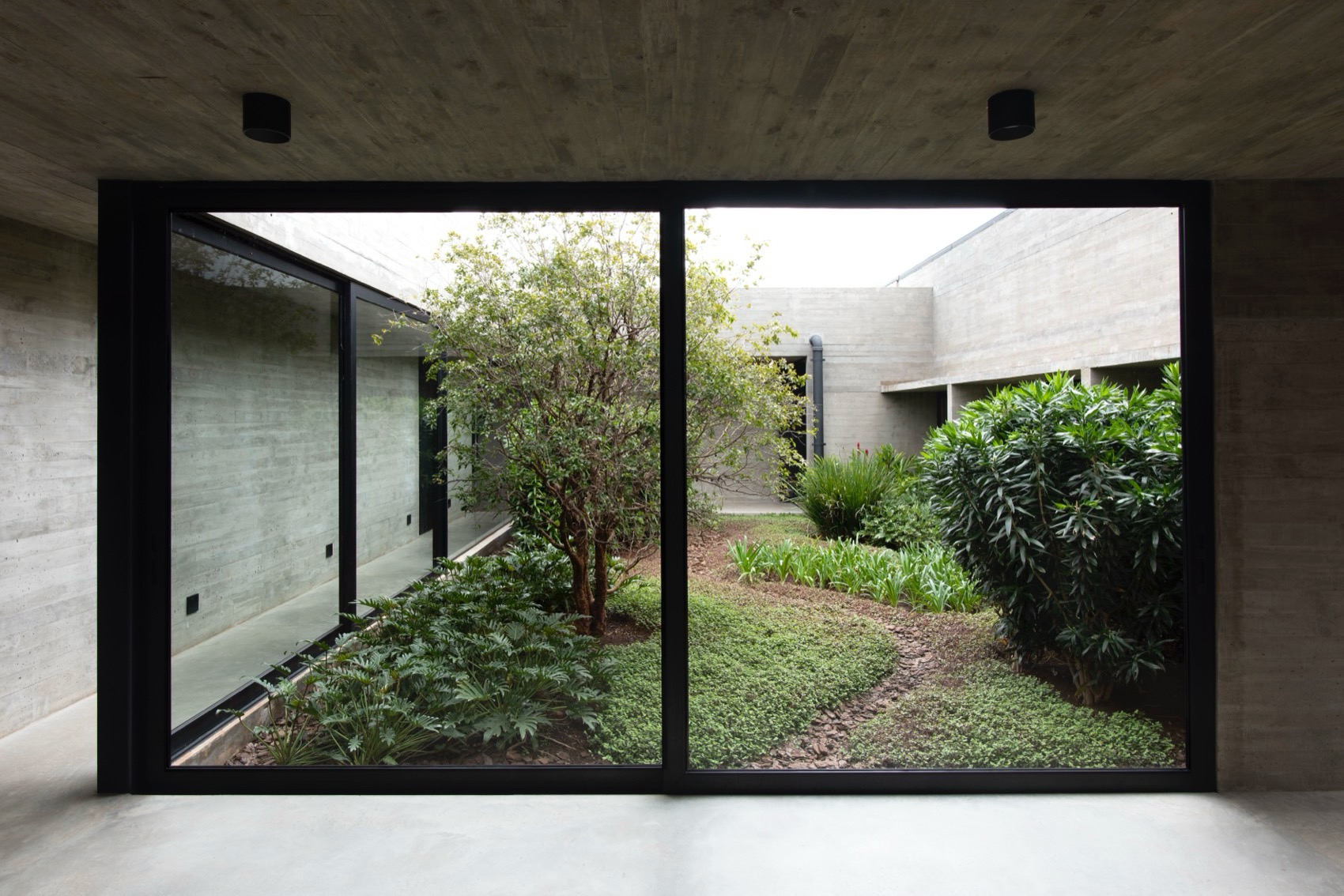 PAULA住宅丨巴西圣保罗丨Luciano Kruk Arquitectos-32