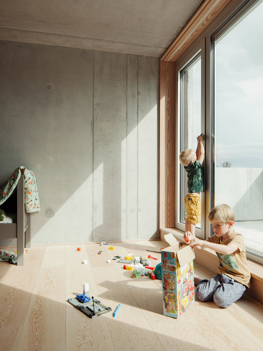 布鲁塞尔混凝土独栋住宅 融入环境的整体设计-56