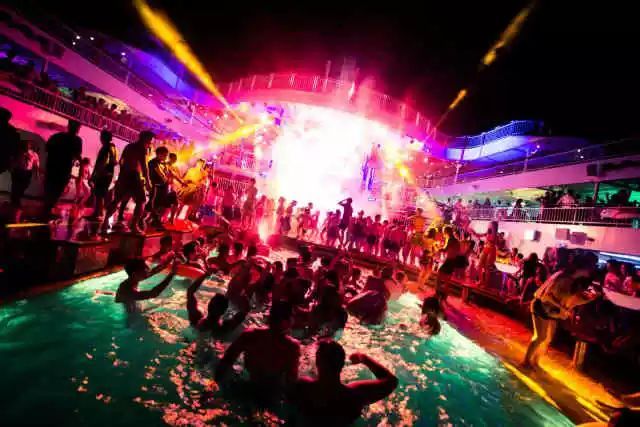 深圳首次丨世界级邮轮母港首泊成功!-54