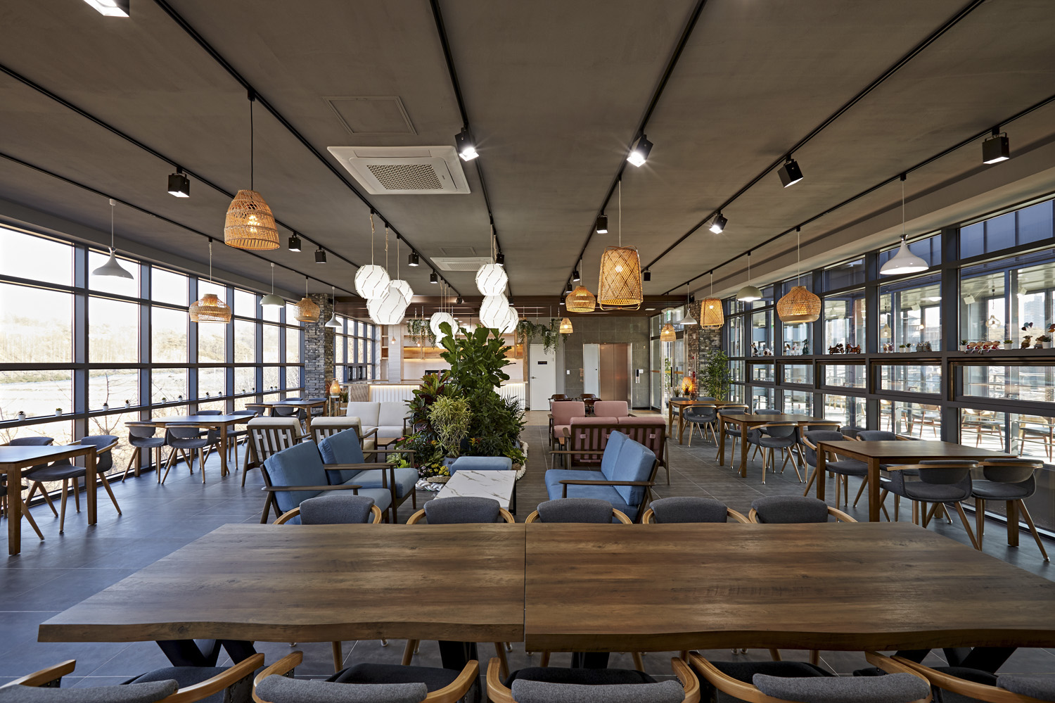 韩国 Osan 综合服务中心的青年咖啡馆设计-9