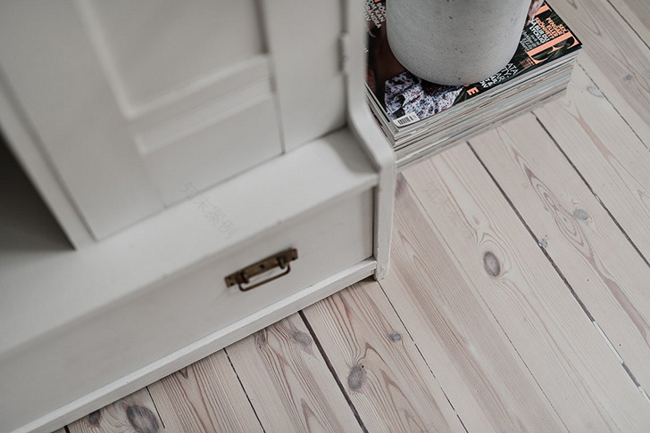 瑞典公寓的梦幻粉蓝细节-11