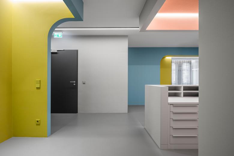 SOHO 诊所丨德国斯图加特丨12:43 Architekten-30