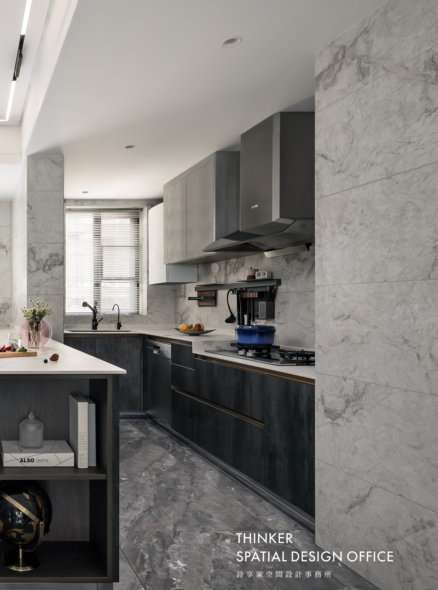 亲密关系丨旋转电视+开放式中西厨，让空间来适应家人之间的互动-40