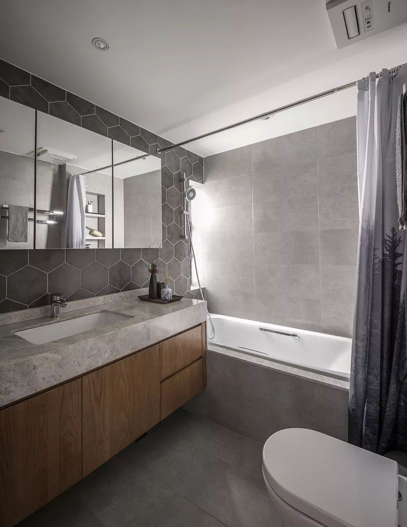 小卫浴空间装修宝典,让 3-6㎡的浴室焕然一新-22