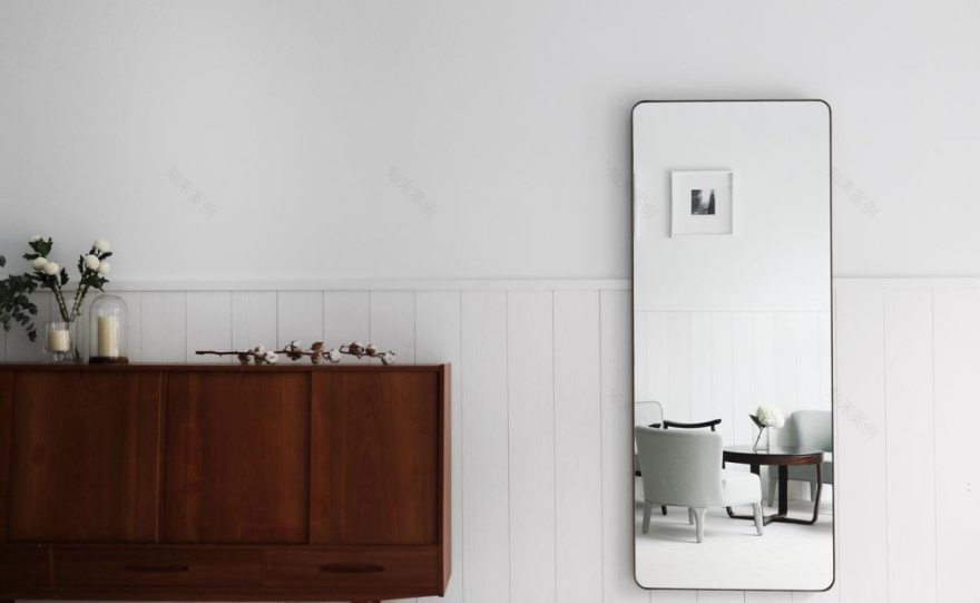 现代北欧风咖啡店,实木元素与绿植的生机融合-8