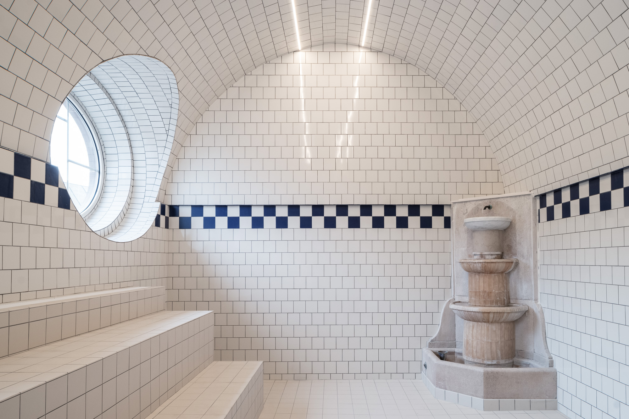 斯特拉斯堡市政浴场翻新与创新丨法国-9