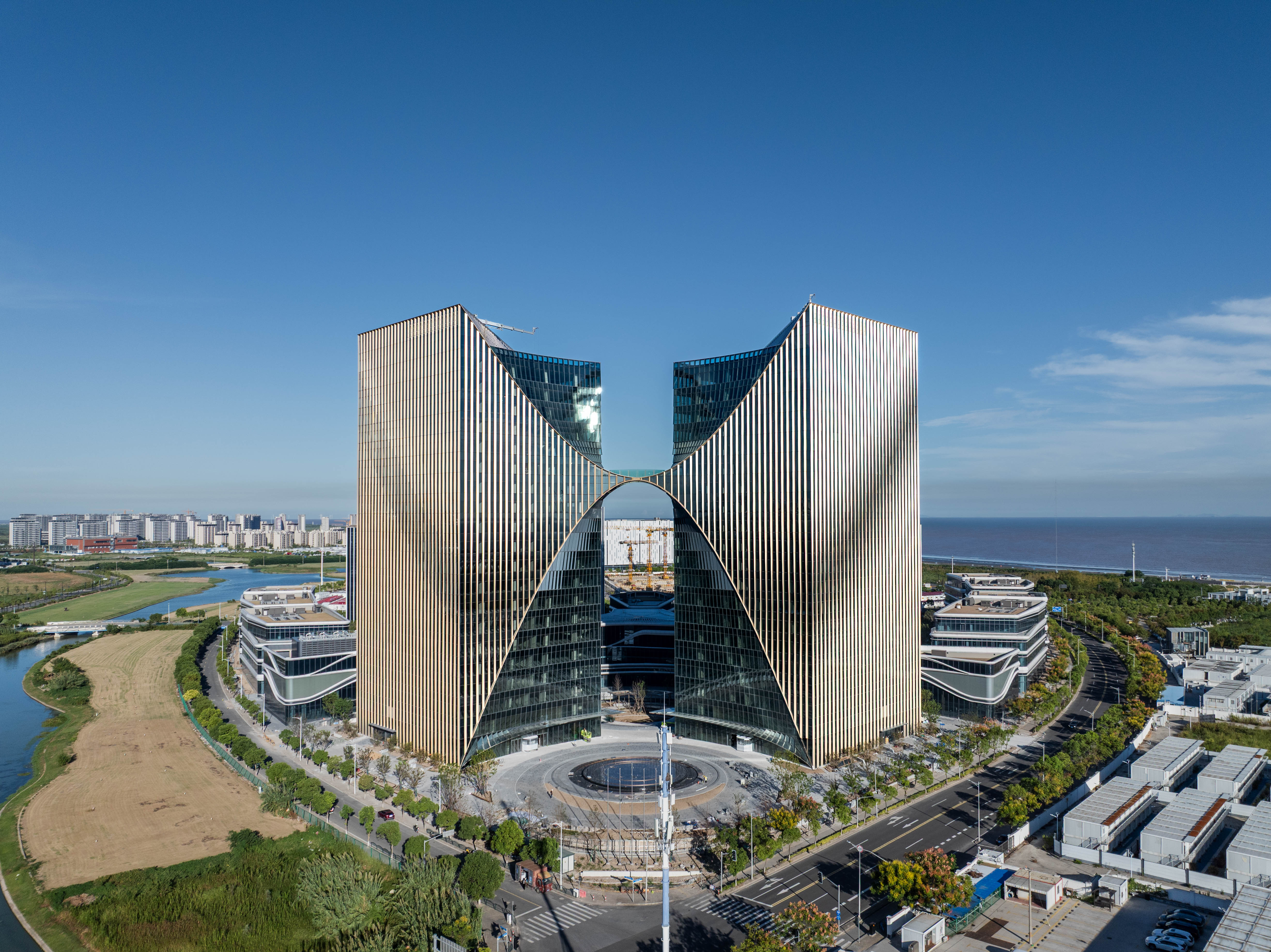 INFINITY Twin Tower, Shanghai-2