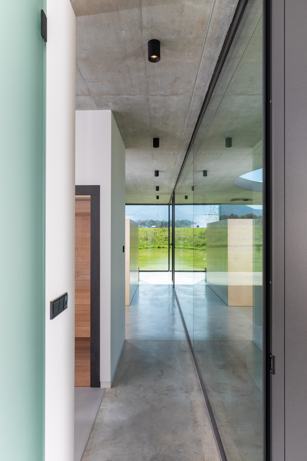 丨Kamil Mrva Architects-24