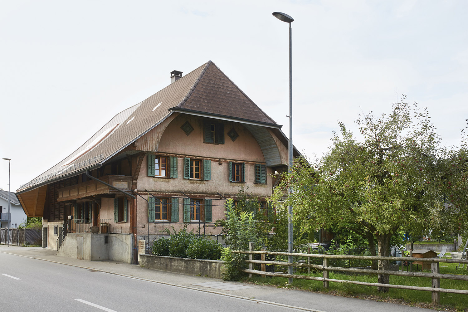 农舍改造，瑞士 / Freiluft-4