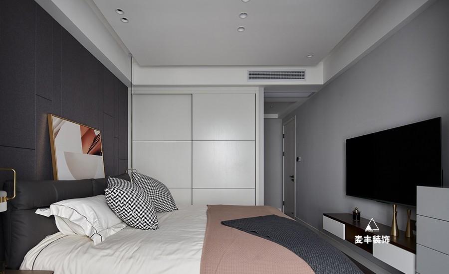 麦丰国际设计丨 90㎡现代简约家居,自然与理性的完美融合-11