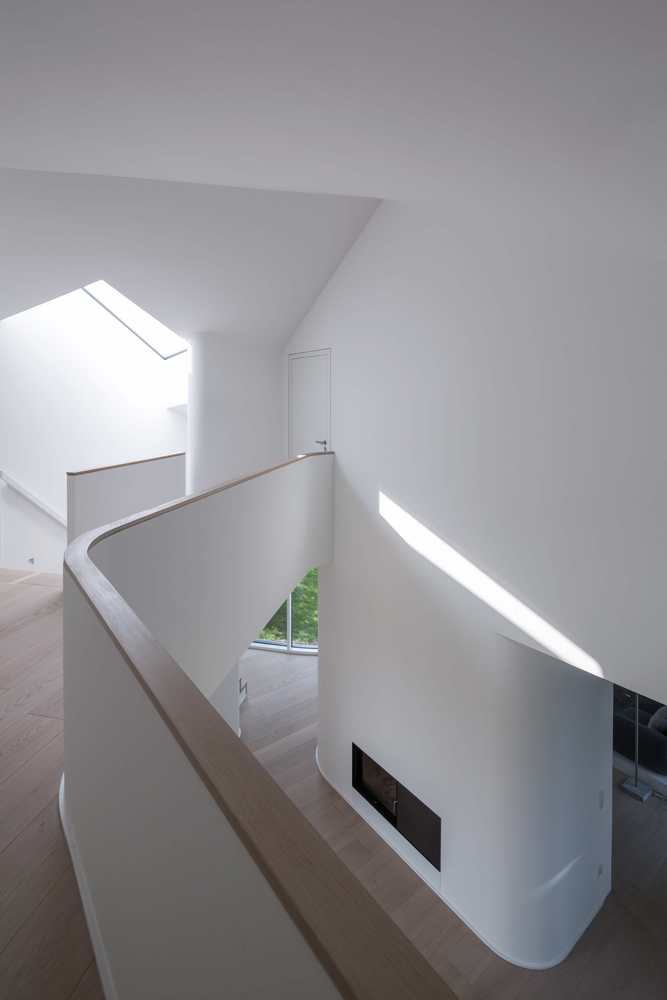 德国小镇边缘的参数化设计之家-48