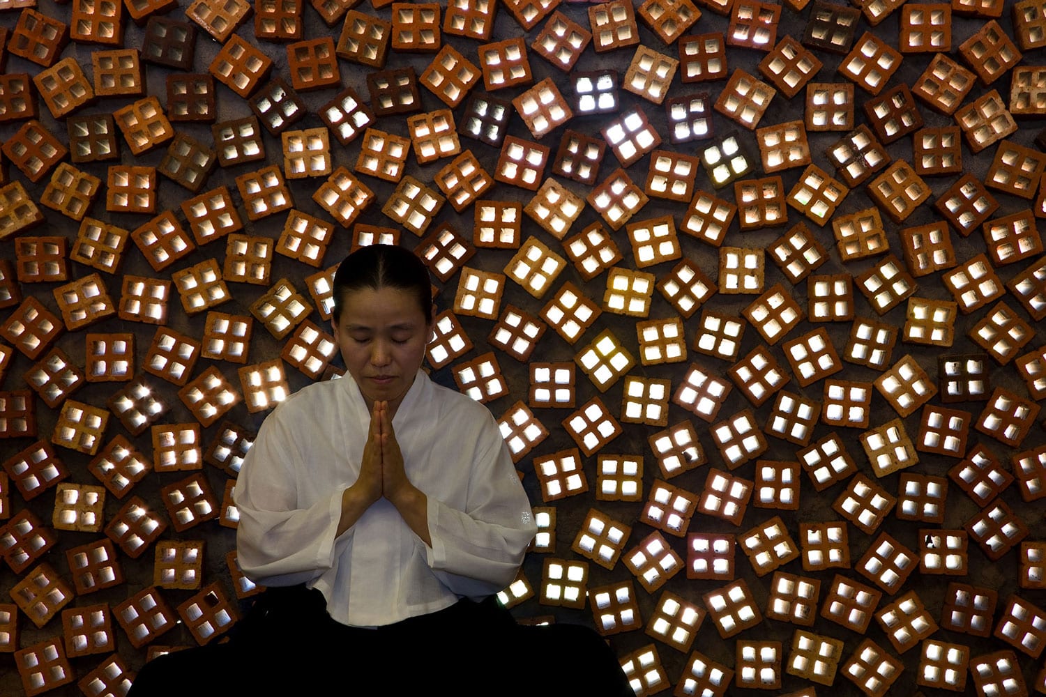 砖块解码:轻松,微风般,美丽的通风砌块-63