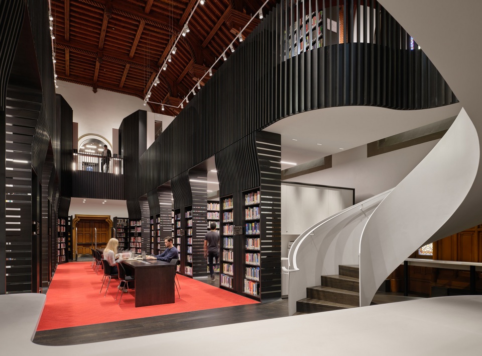 多伦多大学学院改造,历史建筑翻新典范-3