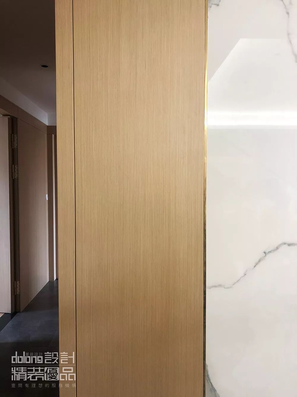 复地御钟山 400 平现代简约设计,儿童活动区与餐厅空间巧妙结合-18