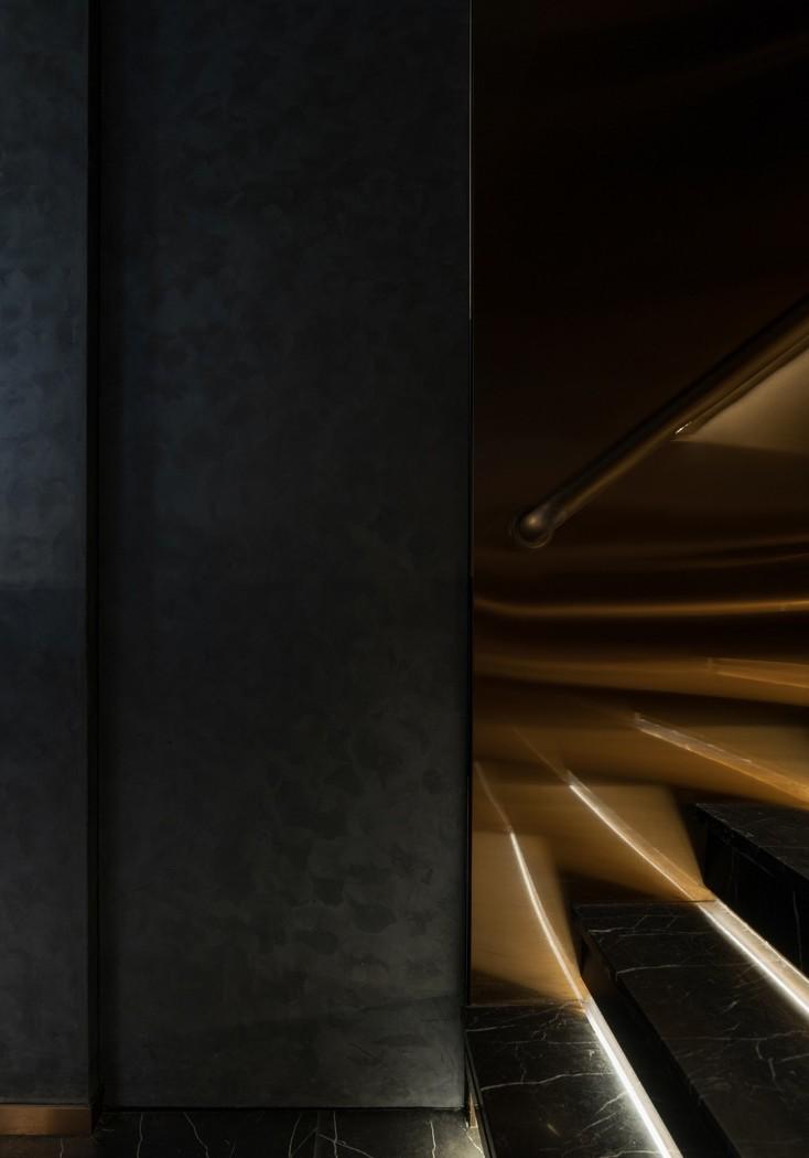 迷之秘境 | 复古元素与现代酒吧的完美融合-14