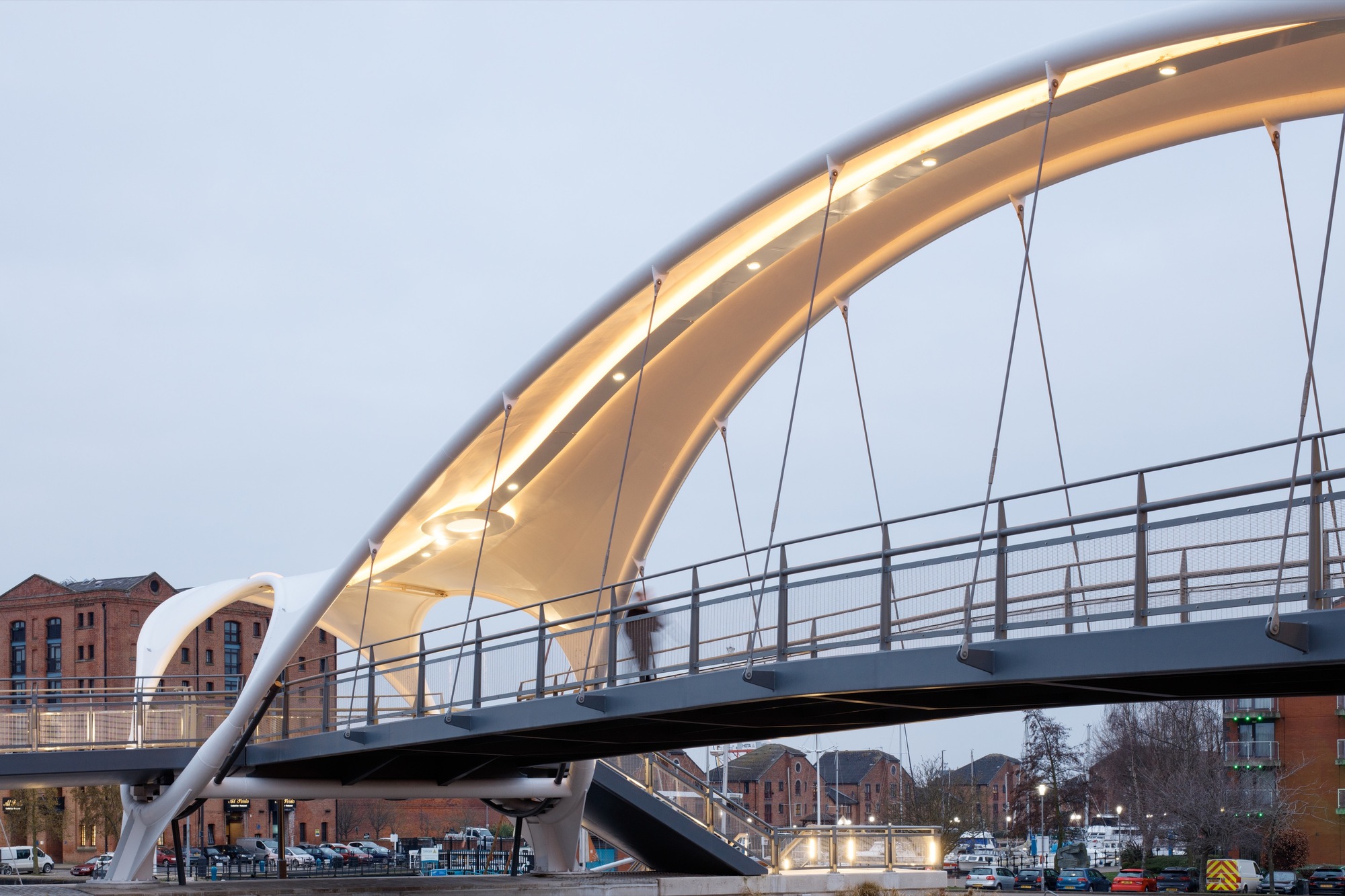 英国赫尔市 Murdoch's Connection Bridge丨Arup 和 Matter Architecture-22