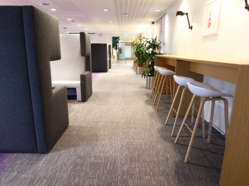 Nya Interieurontwerp | Project Delft – Van vergaderzalen naar open ontvangst-24