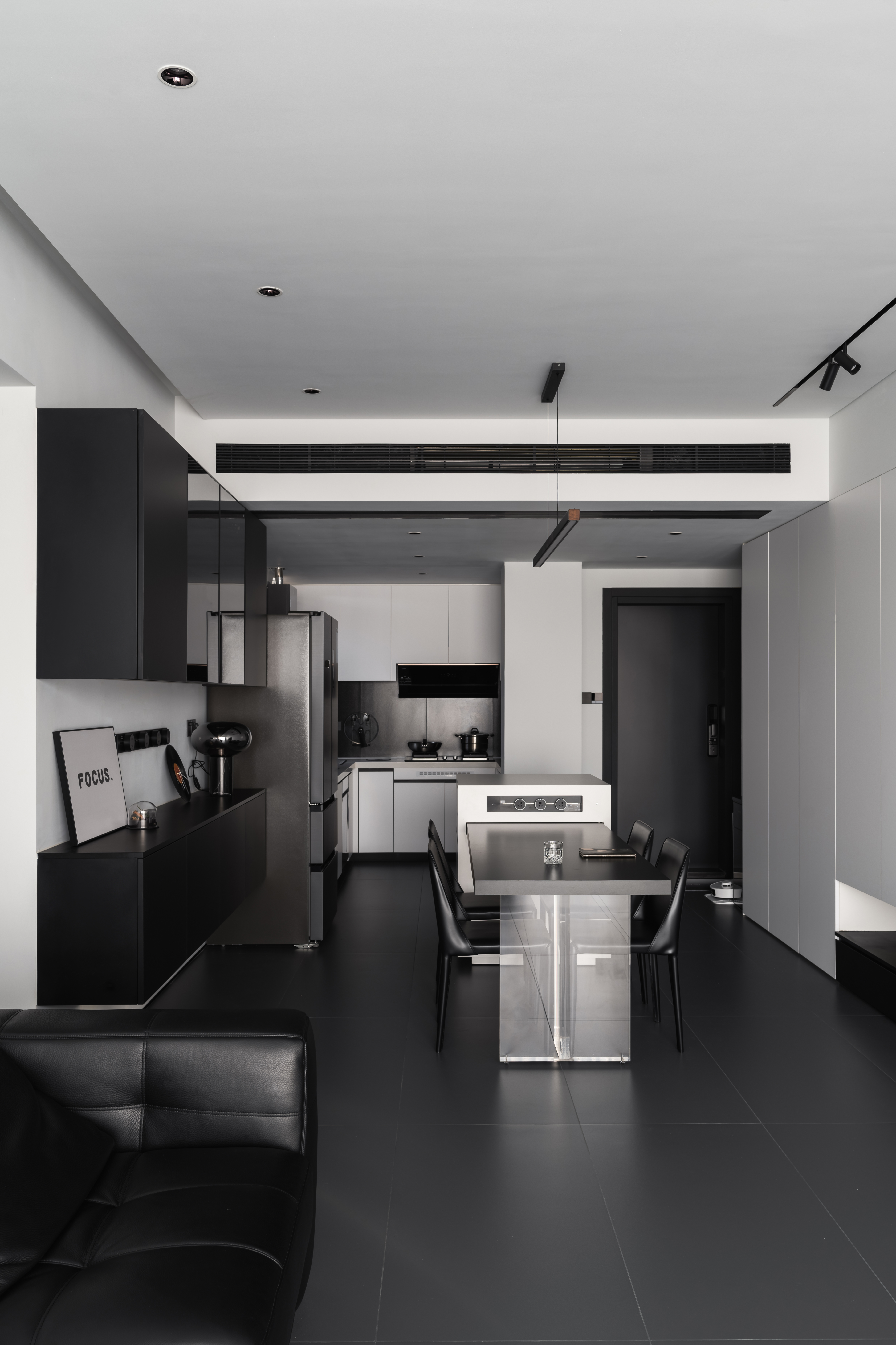 广州/黑白极简-18