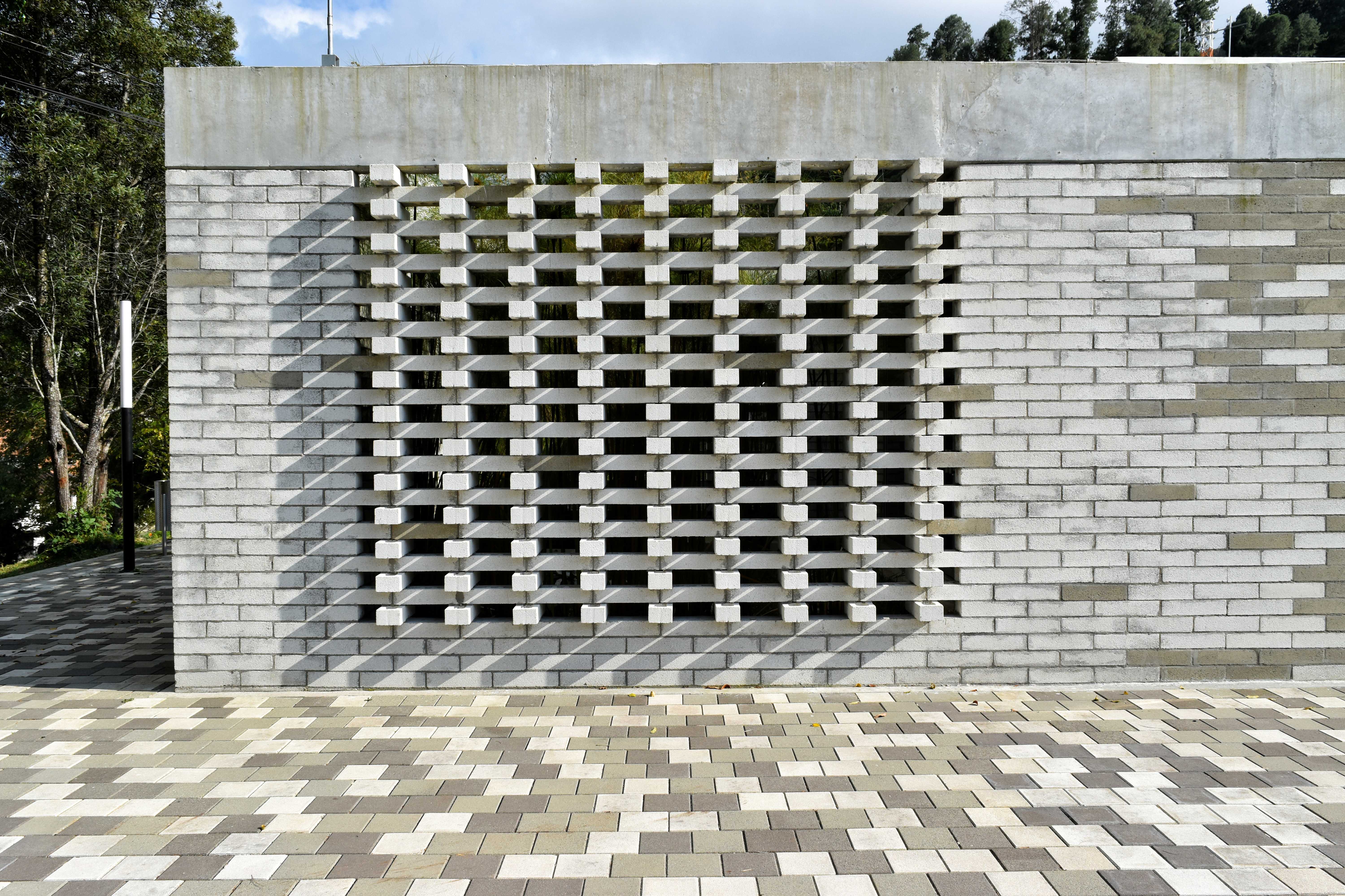 raices educational park 4-22