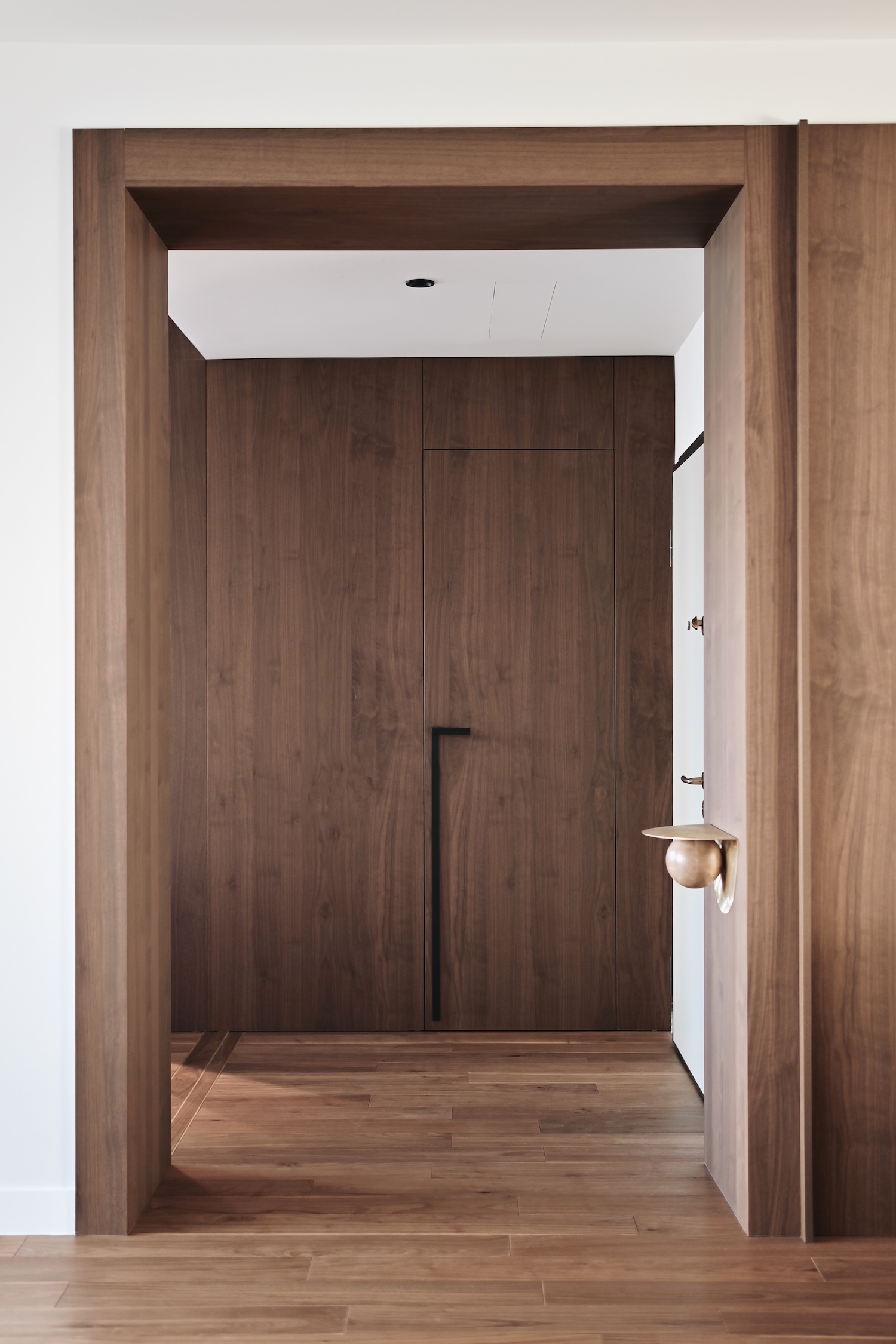 罗马尼亚加勒斯特简约住宅丨罗马尼亚布加勒斯特丨Robert  Eugen Dumitru Studio-20