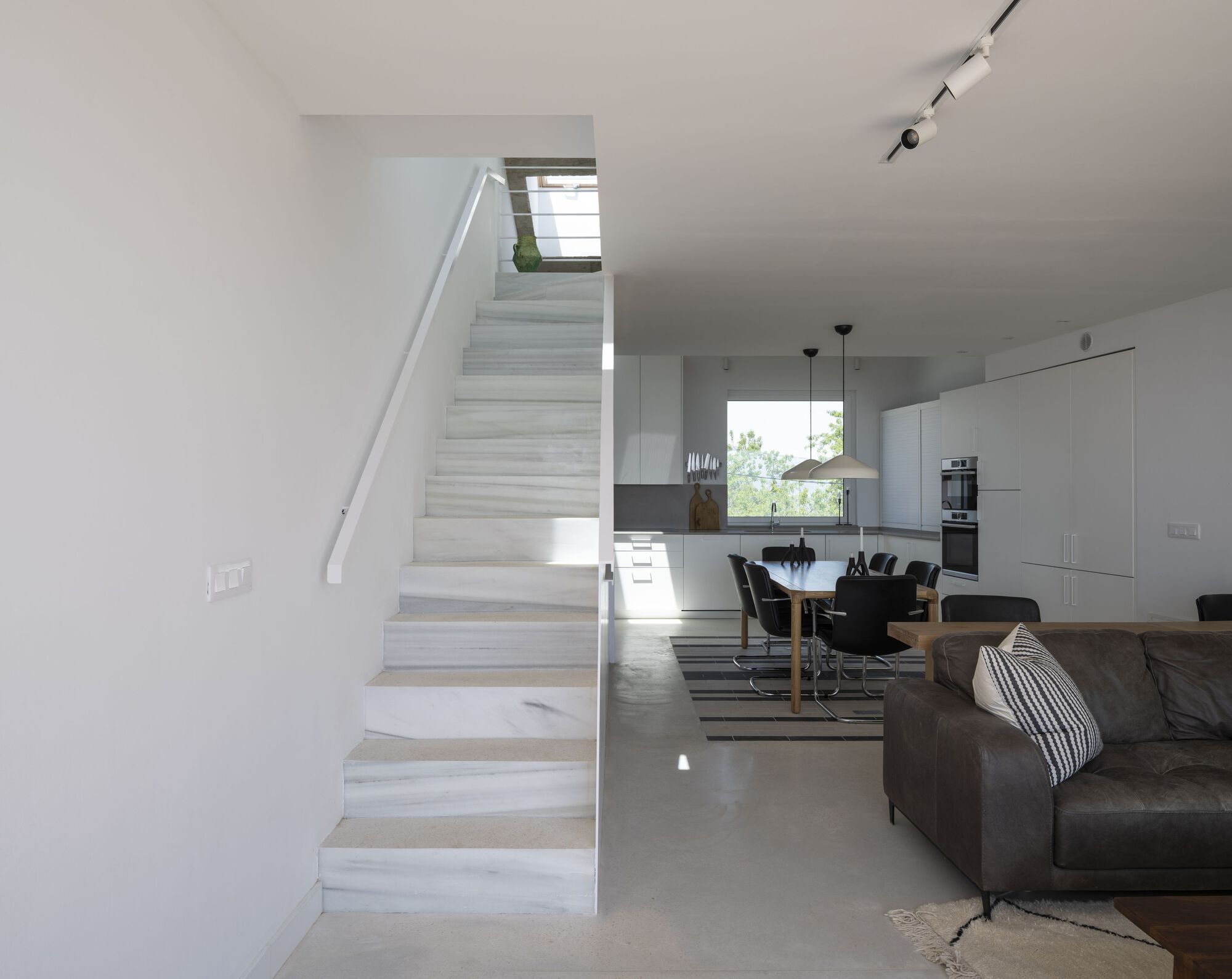 朱莉娅和卡勒姆之家丨西班牙丨DTR_studio-28