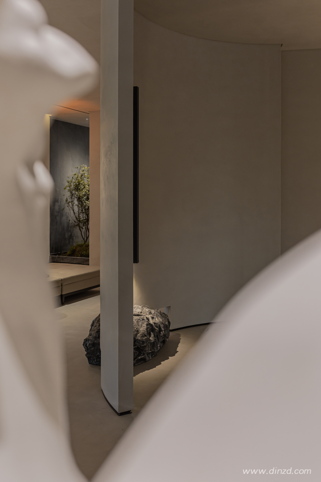 以极致,向极致去丨中国佛山丨兰墨设计-67