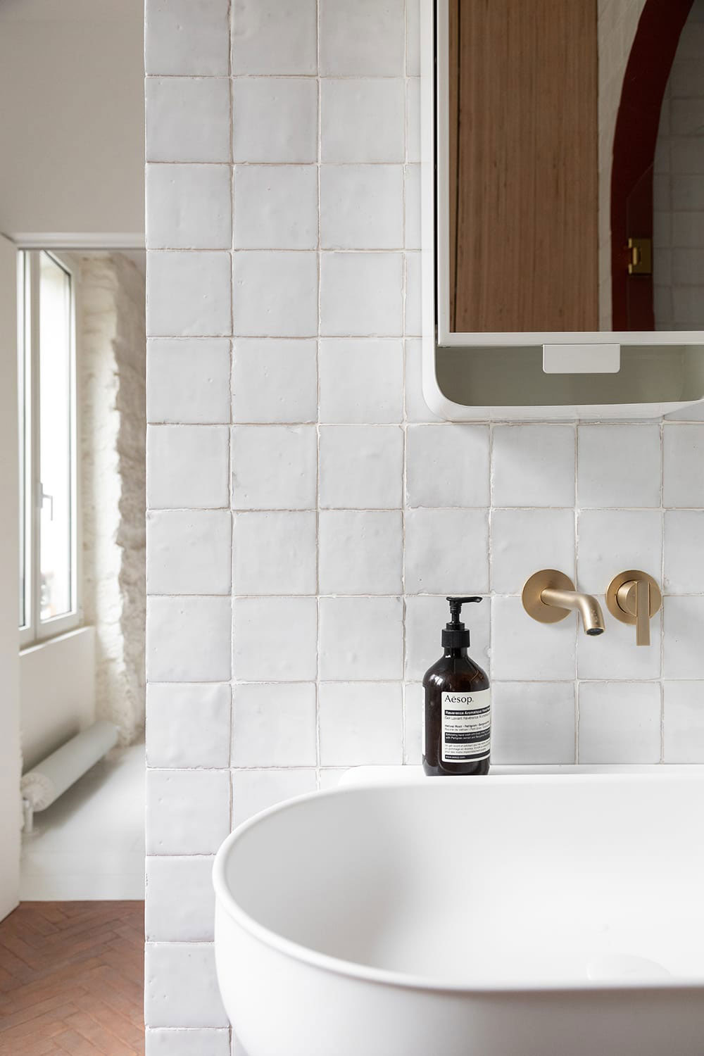 巴黎明亮现代公寓的独特设计-21