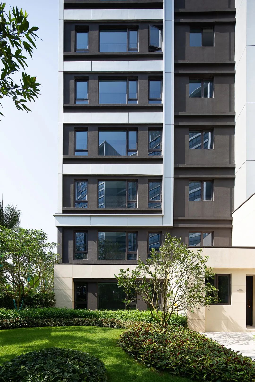 海口仁恒滨江园一期立面设计丨中国海口丨滕怡,邓东艺,陈钧章等-37