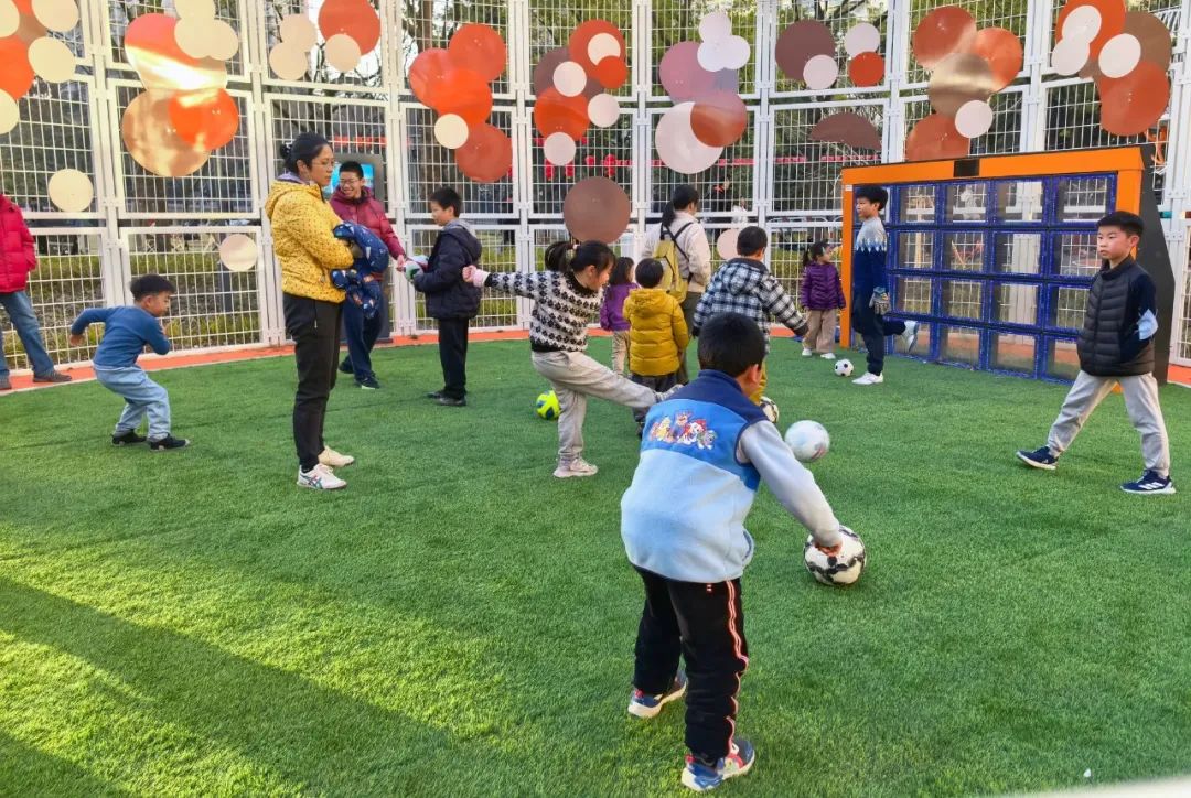 全龄友好的康养主题社区公园：上海长寿公园-81