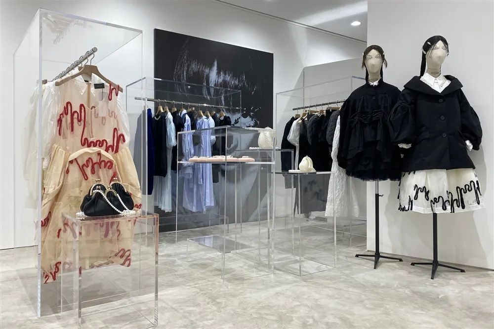 川久保玲亲自操刀，Dover Street Market Beijing 全新北京店铺设计-39