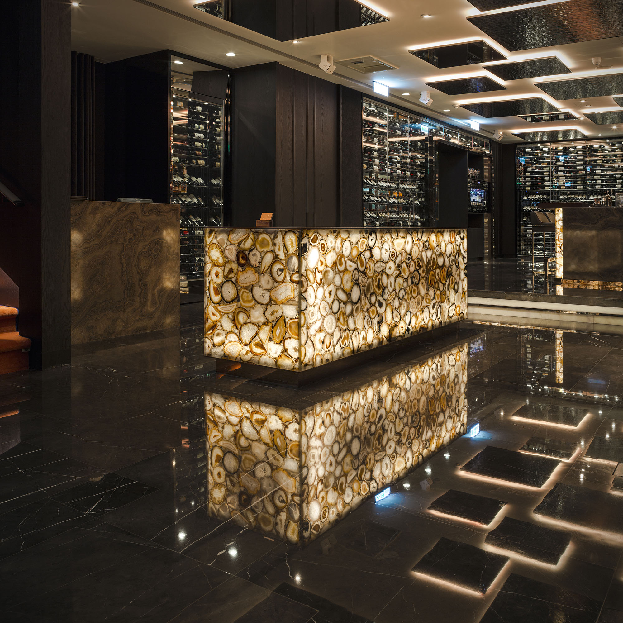 A CUT | C E L I A C H U D E S I G N-1