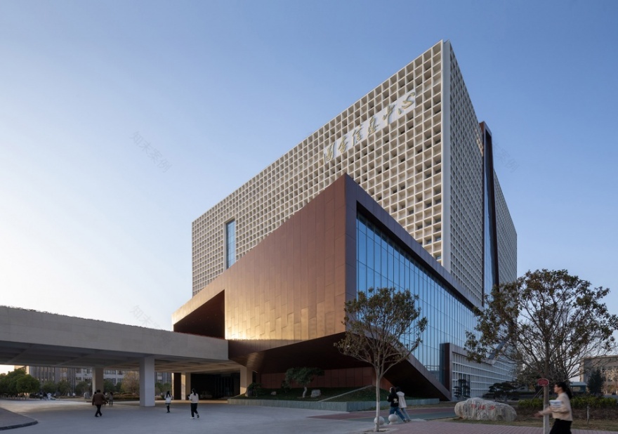 漯河食品职业学院图书信息综合楼消化知识的容器丨中国漯河丨华南理工大学建筑设计研究院有限公司-27