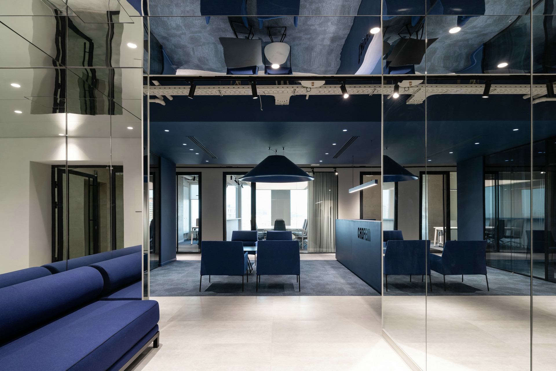 蓝色调，办公空间设计！-7