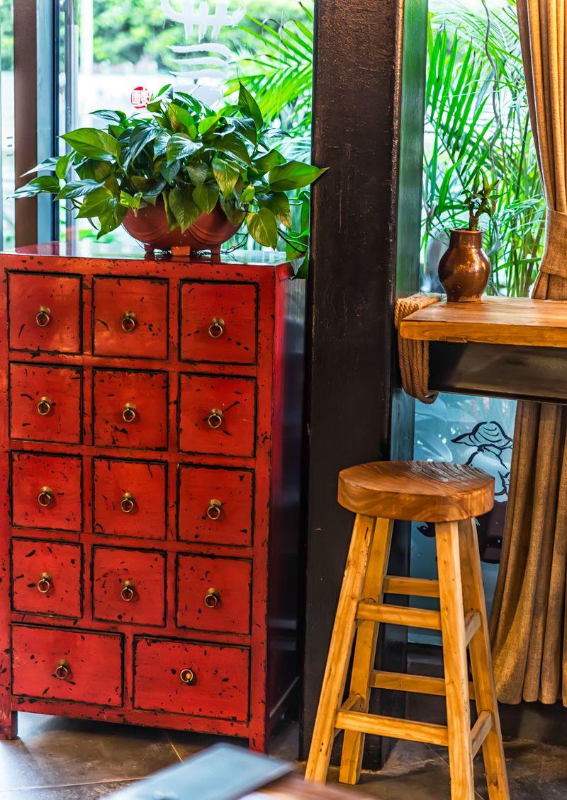 重庆三十三碗 | 花园餐厅的自然与现代交融-10