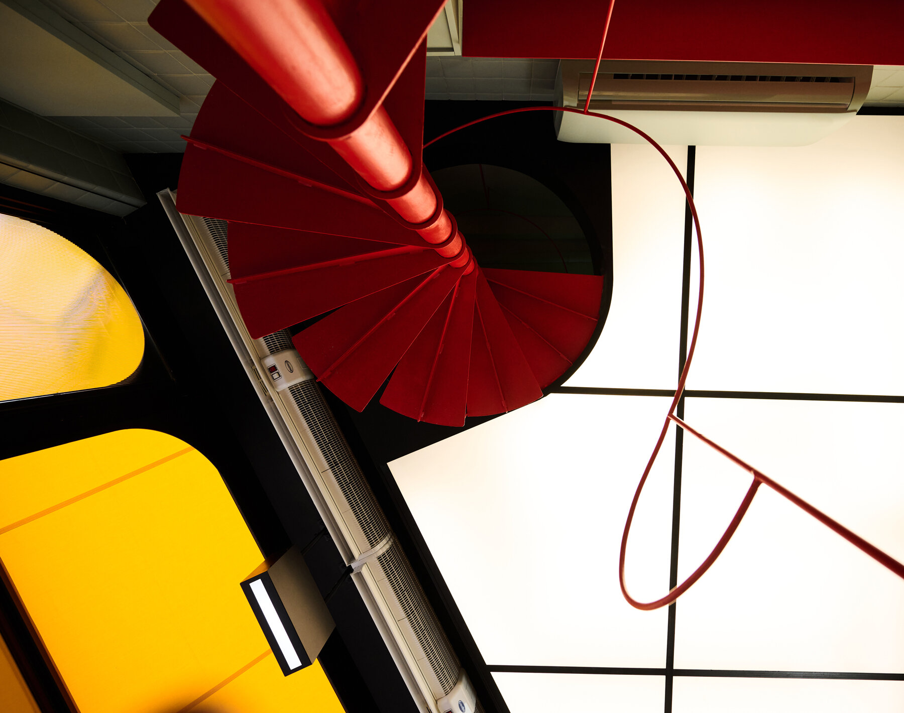 守旧的人披萨外卖丨希腊雅典丨Saint of Athens & ICD Designers-30