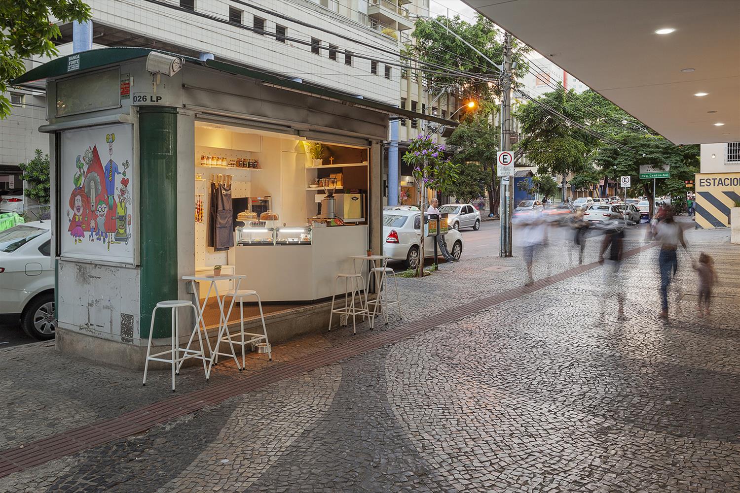 巴西 Branca 咖啡厅 | 创新设计唤醒城市角落-1