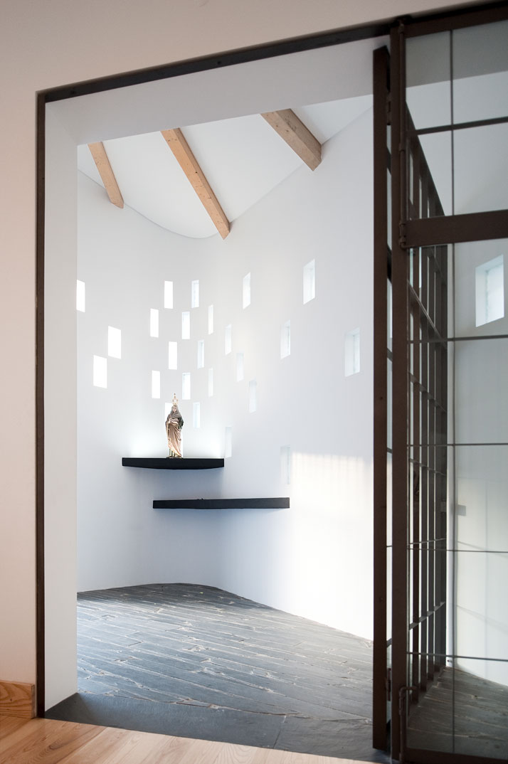 Capela de Santa Ana by e348 Arquitectura-19