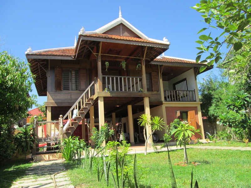 柬埔寨传统高架艺术住宅-37